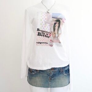 y2k brunettes do it better scene graphic top